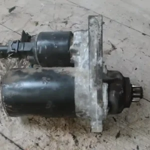 Ingyenes szállítás VW POLO V. 02-05 önindító. benzines 1.2 b bontott alkatrész