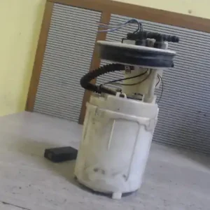 Alacsony ár VW POLO V. 02-05 üzemanyag szivattyú 1.4 i bontott alkatrész