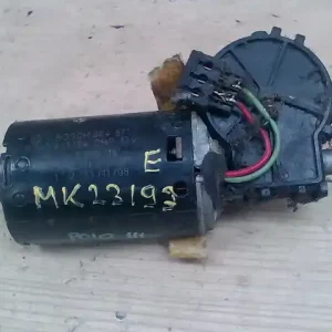 Rendeld meg most VW POLO VARIANT 97-01 Ablaktörlő motor első bontott alkatrész