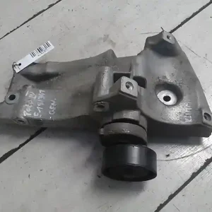 VW POLO V. 02-05 Generátor tartó bak bontott alkatrész Nézd meg most