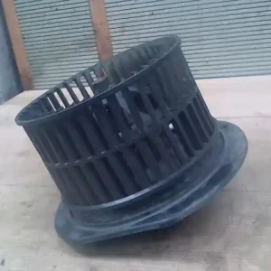 Vedd meg most VW SHARAN 95.08-00.04 Fűtőmotor klímás hátsó,1.9tdi bontott alkatrész