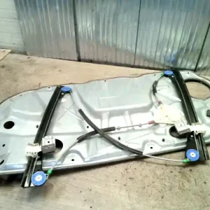 VW POLO VI. 05-09 Jobb első ablakemelő szerkezet elektromos motor nélkül bontott alkatrész Szuper ajánlat