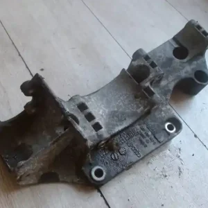 VW SHARAN 00-10 Generátor tartó bak bontott alkatrész Azonnal elérhető