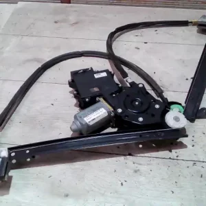 VW SHARAN 00-10 Jobb hátsó ablakemelő szerkezet elektromos bontott alkatrész Nézd meg most