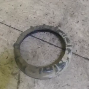 VW T4 -96 üzemanyag szivattyú befogató műanyag anya 2.4 d bontott alkatrész Vedd meg online