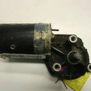 Biztonságos vásárlás VW T4 -96 Ablaktörlő motor első bontott alkatrész