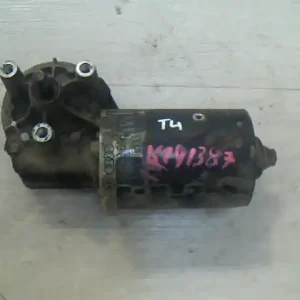Azonnali szállítás VW T4 -96 Ablaktörlő motor első bontott alkatrész