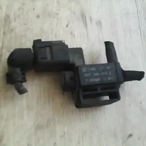 VW Touran 2003.04.01-2006.11.30 Vákuum szelep 1.6i bontott alkatrész Azonnali szállítás