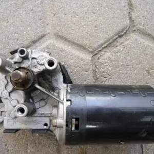 Csak ma VW VENTO Ablaktörlő motor első bontott alkatrész