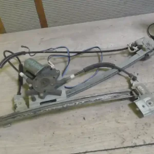 Utolsó esély VW VENTO Bal első ablakemelő szerkezet elektromos bontott alkatrész