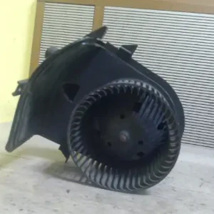 VW VENTO Fűtőmotor 1.6 i bontott alkatrész Szezonális akció