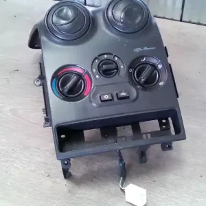 ALFA ROMEO 145 Középkonzol keret fűtésvezérlővel bontott alkatrész Kedvezményes ár