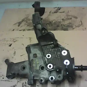 ALFA ROMEO 145 Motortartó bak adagoló és olajszűrőház tartó bontott alkatrész Különleges ajánlat