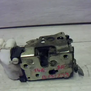 ALFA ROMEO 146 Jobb hátsó ajtó zárszerkezet központi záras központizárasbontott alkatrész Árcsökkenés