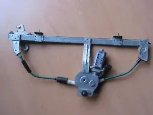 ALFA ROMEO 146 -99 Jobb első ablakemelő szerkezet elektromos bontott alkatrész Legjobb ár