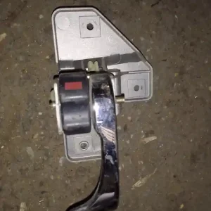 Expressz szállítás ALFA ROMEO 146 -99 Jobb első belső kilincs bontott alkatrész