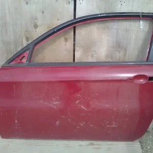 Ingyenes szállítás ALFA ROMEO 147 00.10-04.10 Bal első ajtó. piros bontott alkatrész