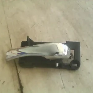 Csak ma ALFA ROMEO 147 00.10-04.10 Bal első belső kilincs bontott alkatrész