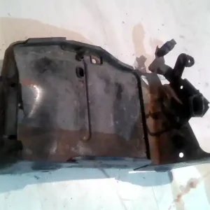 Korlátozott ajánlat ALFA ROMEO 147 00.10-04.10 Akkumulátor tartó 1.6i bontott alkatrész