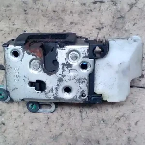 ALFA ROMEO 147 00.10-04.10 Bal első ajtó zárszerkezet központi záras 3 ajtós bontott alkatrész Kiárusítás