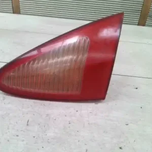 ALFA ROMEO 147 00.10-04.10 Jobb belső hátsó lámpa 3 ajtós bontott alkatrész Expressz szállítás