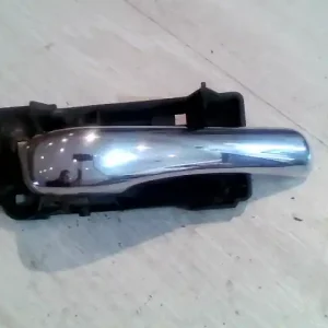 Outlet ALFA ROMEO 147 00.10-04.10 Jobb első belső kilincs 3 ajtósbontott alkatrész