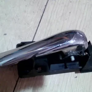 Szezonális akció ALFA ROMEO 147 00.10-04.10 Jobb első belső kilincs bontott alkatrész