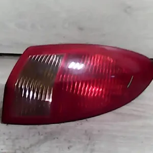 ALFA ROMEO 147 00.10-04.10 Jobb hátsó lámpa bontott alkatrész Kiárusítás
