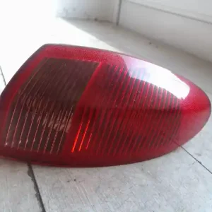 Gyors szállítás ALFA ROMEO 147 00.10-04.10 Jobb külső hátsó lámpa 5 ajtós bontott alkatrész