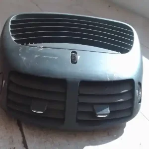 Biztonságos fizetés ALFA ROMEO 147 00.10-04.10 Középső szellőző bontott alkatrész