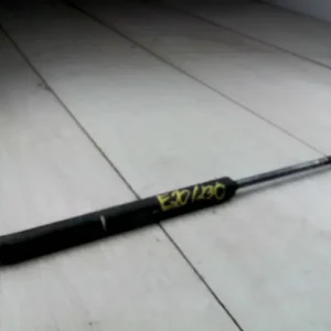 Expressz kézbesítés ALFA ROMEO 147 00.10-04.10 Motorháztető kitámasztó teleszkóp jobb motorháztetőbontott alkatrész