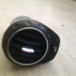 Kedvezményes ár ALFA ROMEO 147 00.10-04.10 Szellőző bontott alkatrész