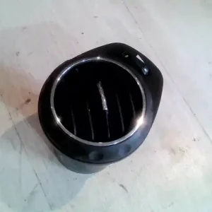 Szuper akció ALFA ROMEO 147 00.10-04.10 Szellőző bal 1.6ibontott alkatrész