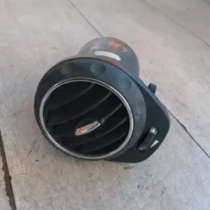 ALFA ROMEO 147 00.10-04.10 Szellőző bal bontott alkatrész Ne maradj le