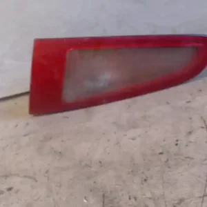 ALFA ROMEO 147 04.10-10.05 Jobb hátsó lámpa 3 ajtós bontott alkatrész Bestseller