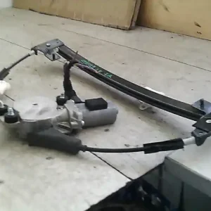 ALFA ROMEO 147 04.10-10.05 Jobb első ablakemelő szerkezet elektromos bontott alkatrész Ajánlat