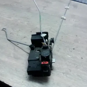 Rendeld meg most ALFA ROMEO 156 Bal hátsó ajtó zárszerkezet központi záras kombi bontott alkatrész