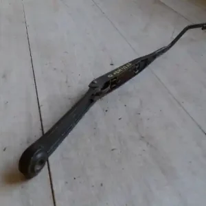 ALFA ROMEO 156 97-03 Ablaktörlő kar bal első bontott alkatrész Expressz kézbesítés