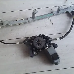 Rendeld meg most ALFA ROMEO 156 97-03 Bal első ablakemelő szerkezet elektromos motorralbontott alkatrész