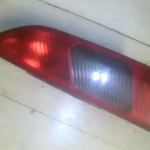 ALFA ROMEO 156 97-03 Bal belső hátsó lámpa 4 ajtósbontott alkatrész Vásárlói kedvenc