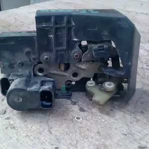 Olcsó ALFA ROMEO 156 97-03 Bal első ajtó zárszerkezet központi záras bontott alkatrész