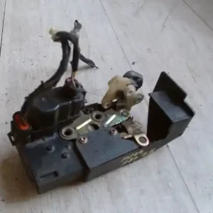 Korlátozott ajánlat ALFA ROMEO 156 97-03 Jobb hátsó ajtó zárszerkezet központi záras kombi bontott alkatrész