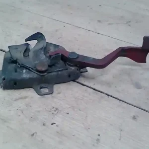 Expressz kézbesítés ALFA ROMEO 156 97-03 Motorháztető zár bontott alkatrész