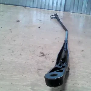 Ajánlat ALFA ROMEO GT Ablaktörlő kar jobb első bontott alkatrész