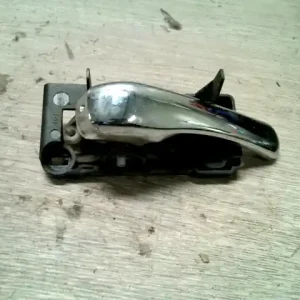 Azonnali szállítás ALFA ROMEO GT Jobb első belső kilincs 3 ajtós bontott alkatrész