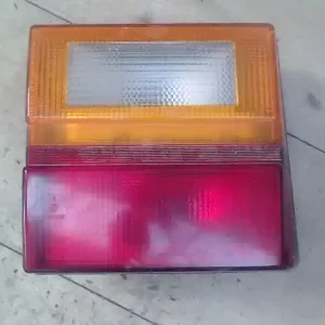 AUDI 100 82-90 Bal belső hátsó lámpa 4 ajtós bontott alkatrész Csak ma