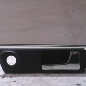 Olcsó AUDI 100 90-94 Jobb hátsó belső kilincs bontott alkatrész