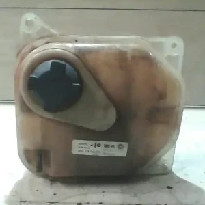 AUDI 100 90-94 Kiegyenlítő tartály bontott alkatrész Kedvezményes ár