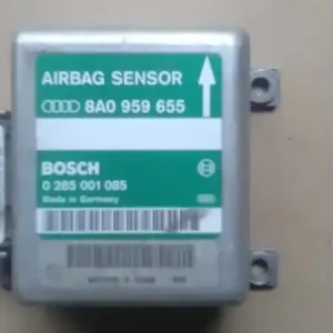 Vedd meg most AUDI 100 90-94 Légzsák indító elektronika bontott alkatrész