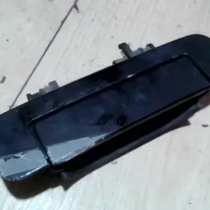 AUDI 80 Bal hátsó külső kilincs bontott alkatrész Népszerű